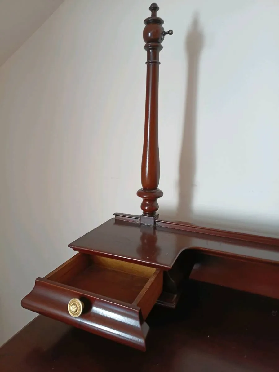 Antique mahogany dressing table with mirror - Image 3