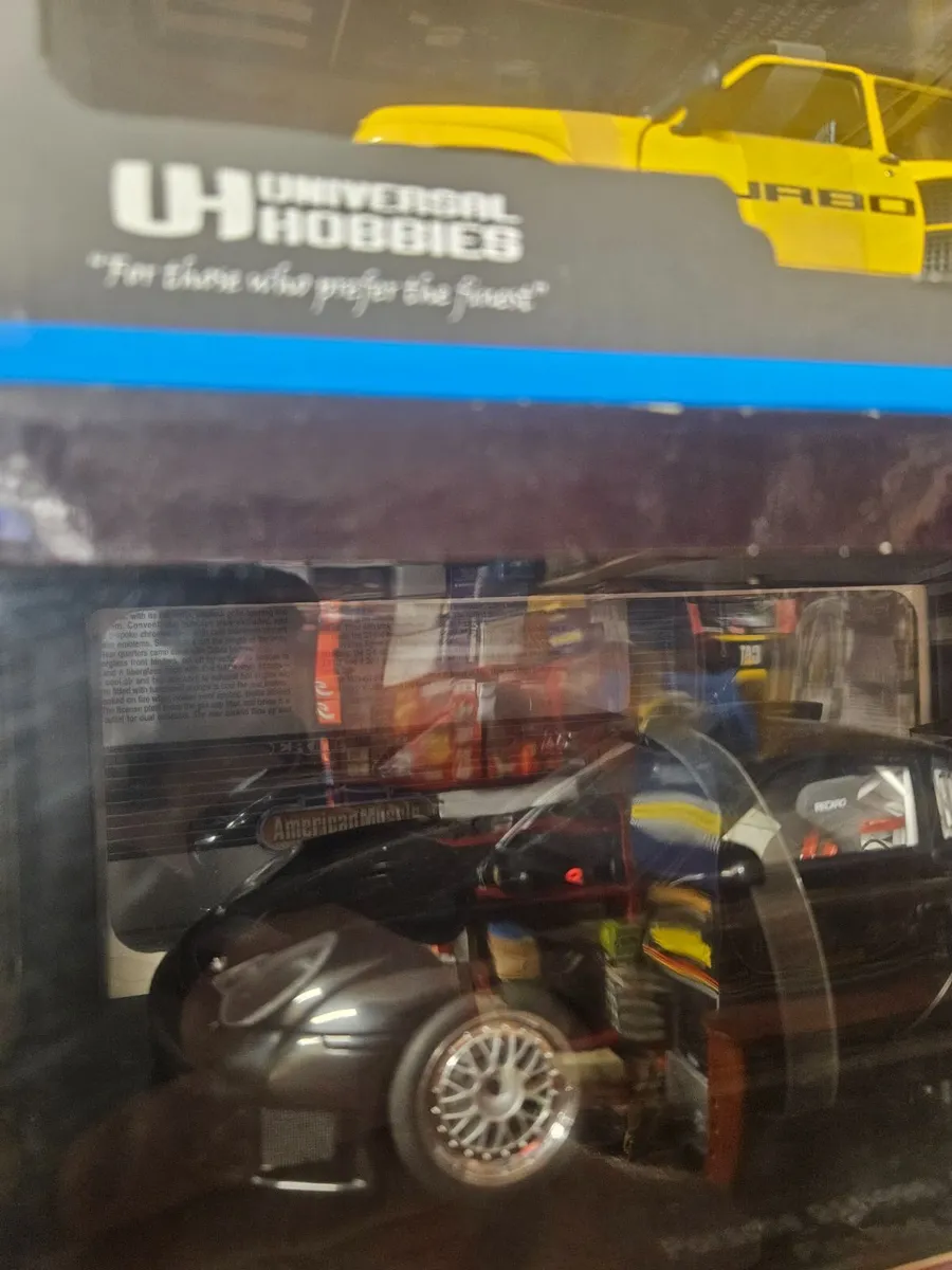 Corgi Autoart Porsche 911 1.18 - Image 4