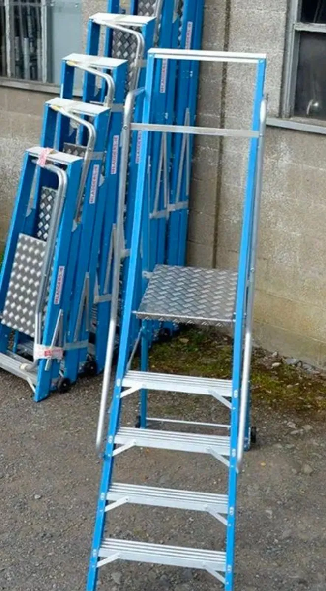 Podium Ladder - Image 3