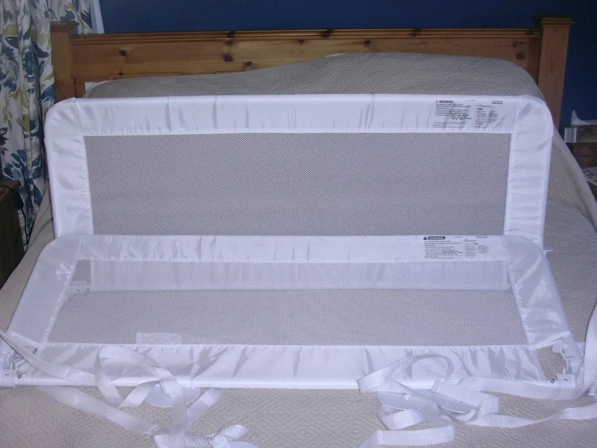 Childs Safety Bed Rails - Image 1