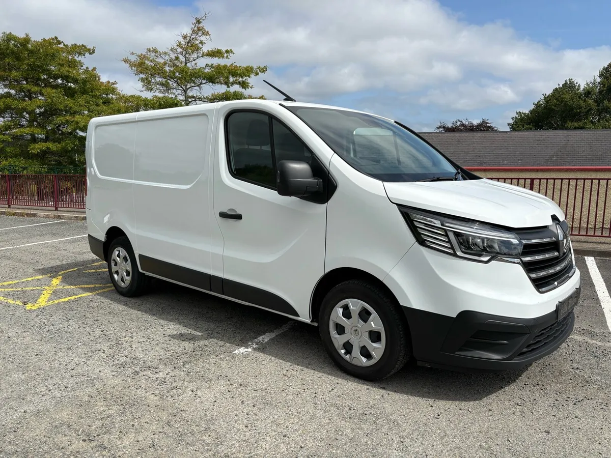 2023 (232) RENAULT TRAFIC 2.0 BUSINESS + 2.0 - Image 1