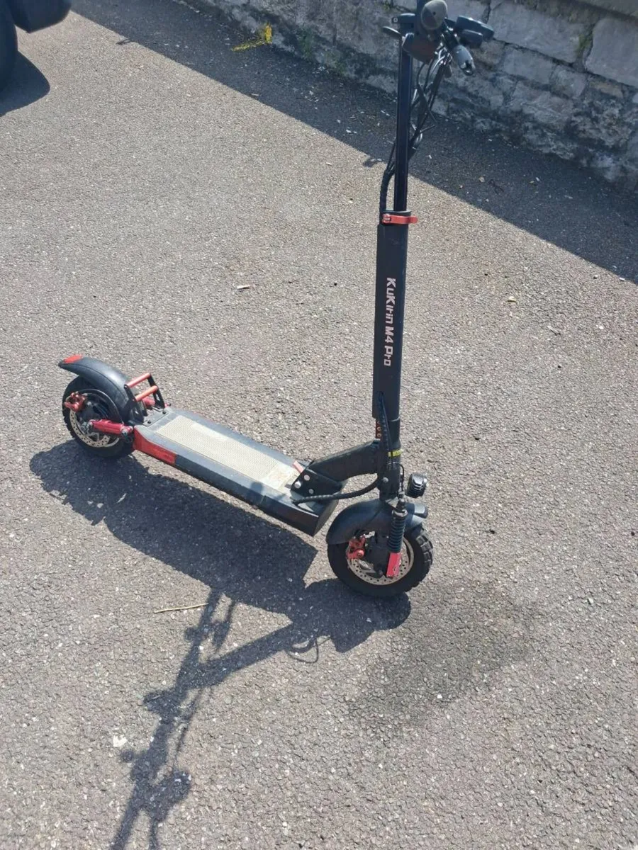 Kukirin M4 Pro Electric Scooter for sale - Image 2