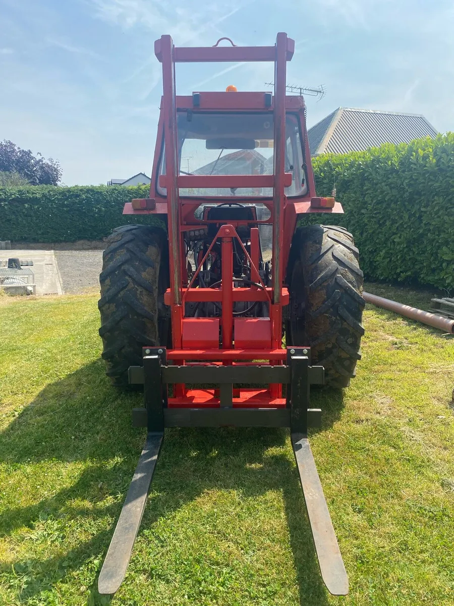 Forklift mast - Image 1