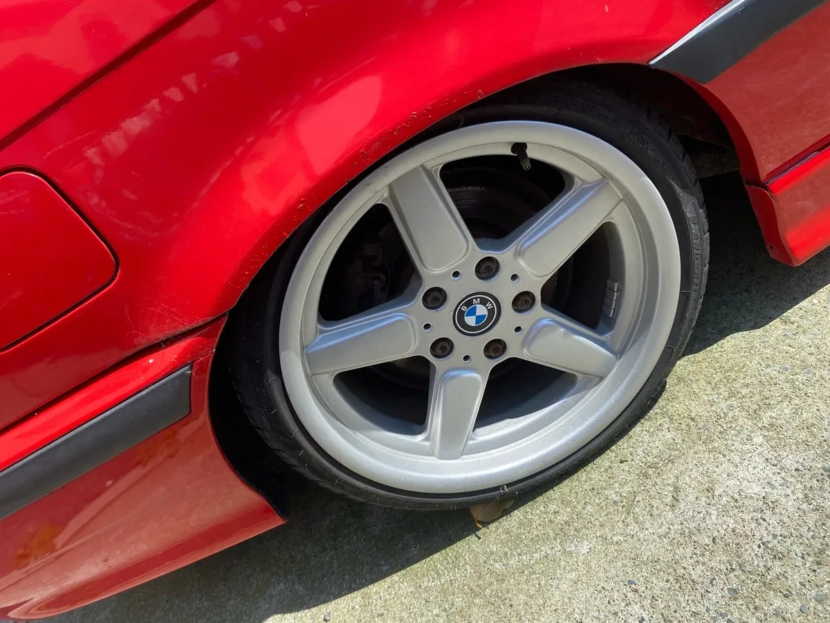 96 E36 323i coupe - Image 4