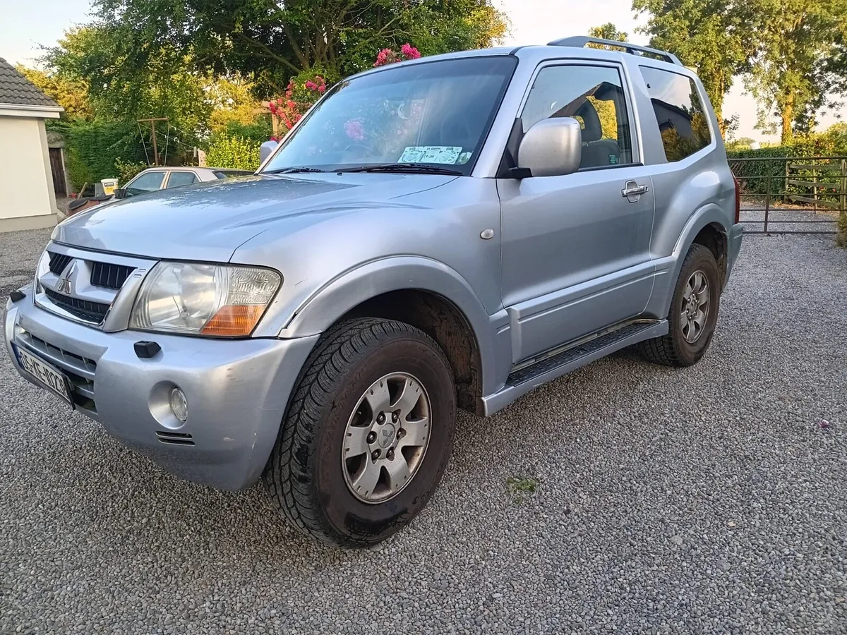 Mitsubishi Pajero - Image 3