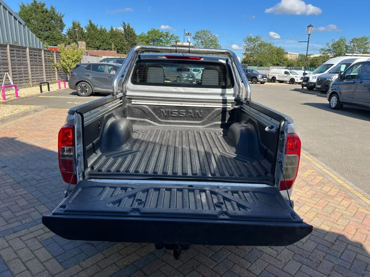 VB - 2017 Nissan Navara PickUp Van - Image 2