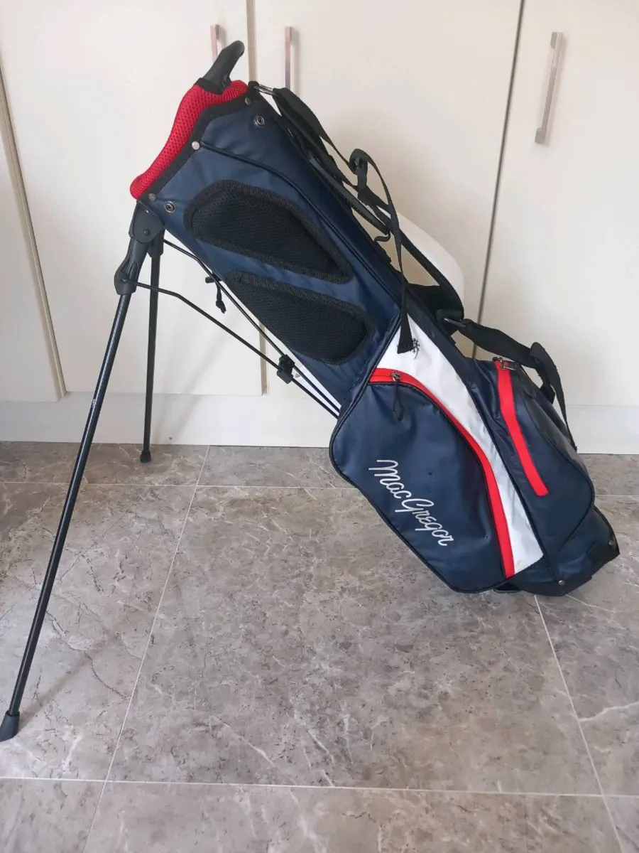 McGregor golf carrying bag with stand. - Image 2