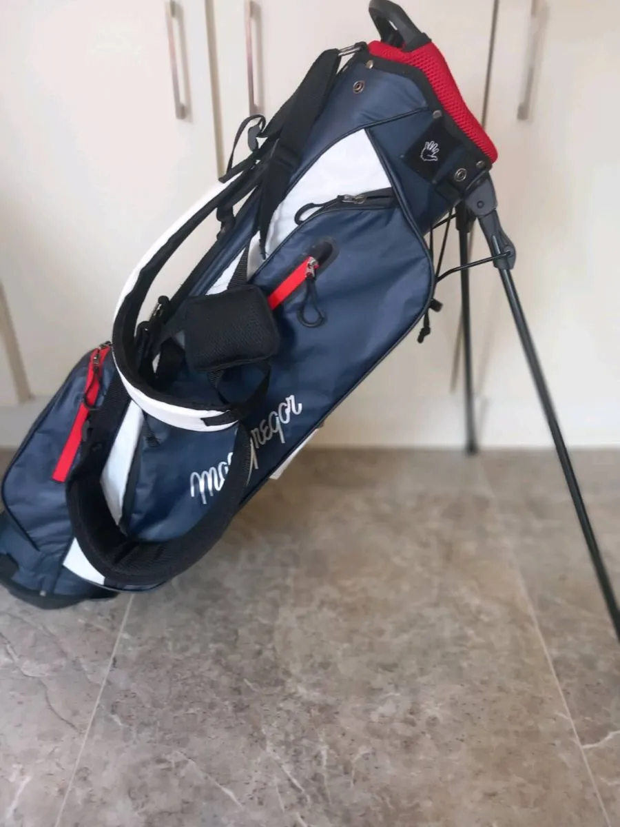 McGregor golf carrying bag with stand. - Image 3