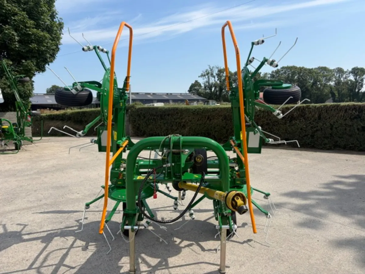 Malone 570 Tedder - Image 1
