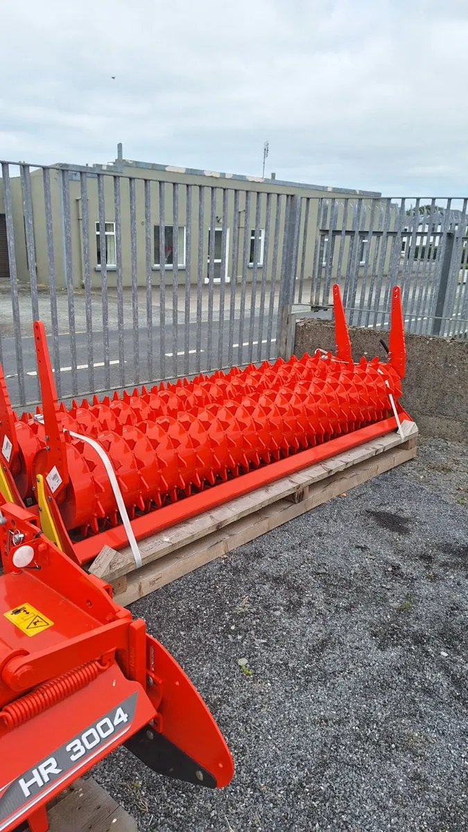KUHN HR 3004 POWER HARROW - Image 4