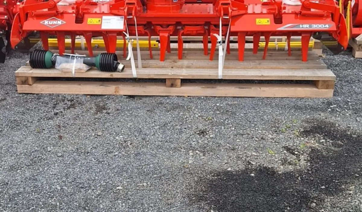 KUHN HR 3004 POWER HARROW - Image 1