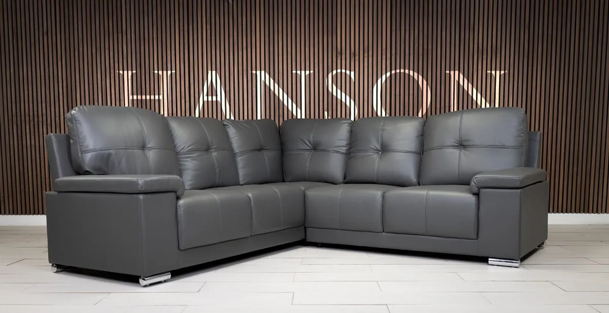 Hanson Leather Fullback Cushions Sofa Set - Image 1