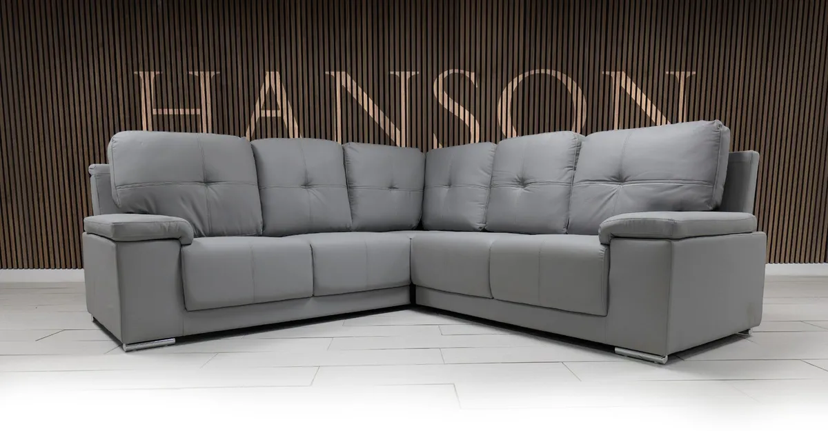 Hanson Leather Fullback Cushions Sofa Set - Image 3
