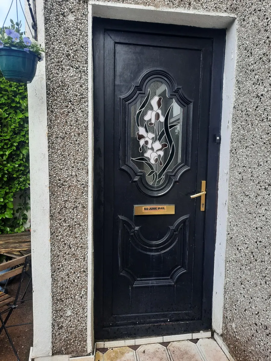 Upvc front door with stain glass - Image 2