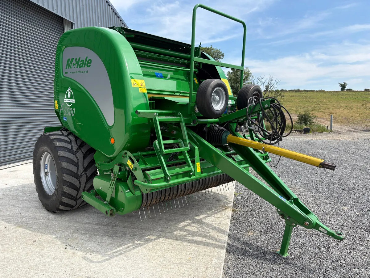 2020 McHale F5500 Round Baler - Image 2