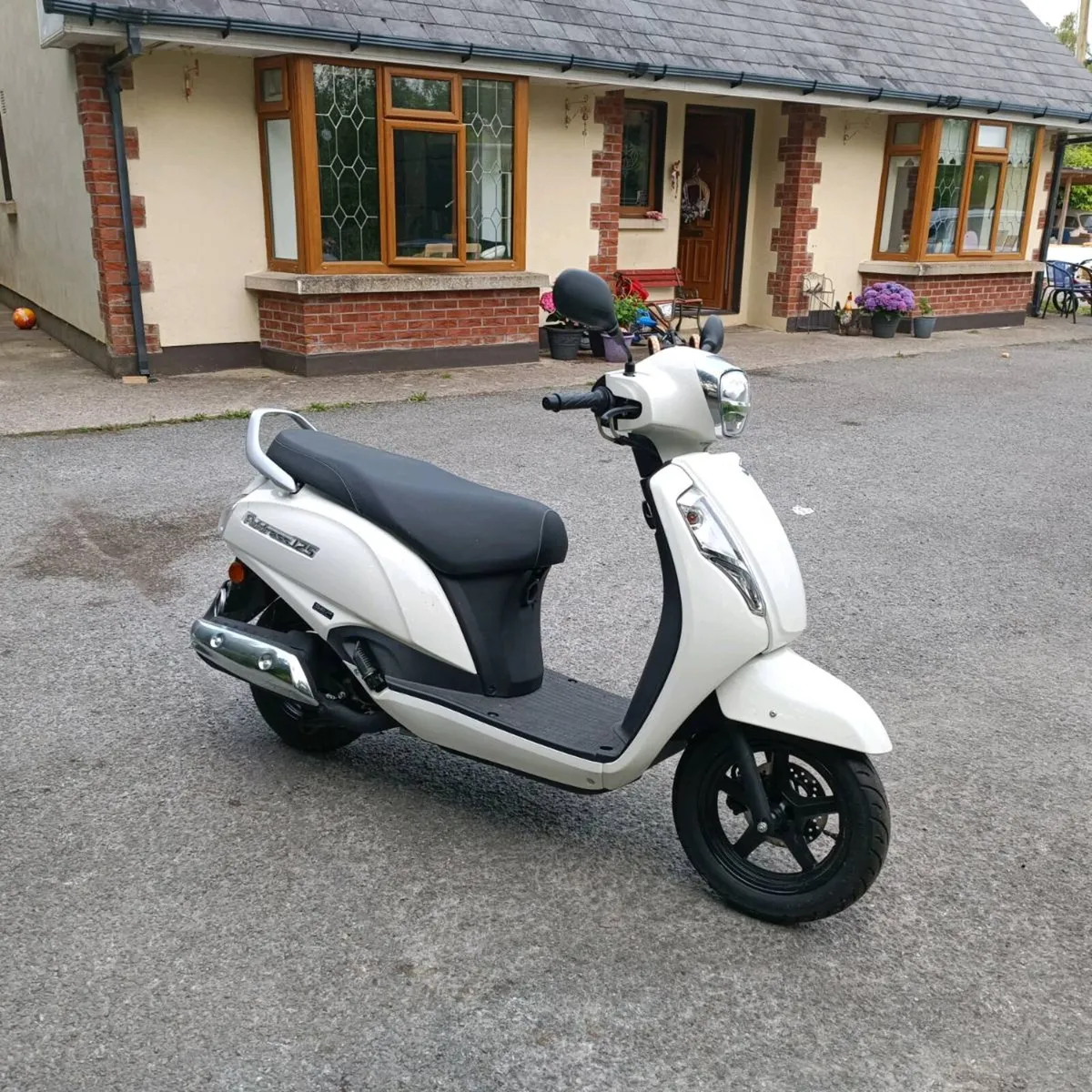 Suzuki Address 125 - Image 1