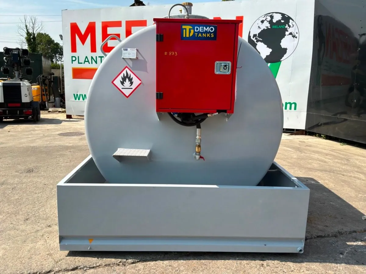 New / unused 5000 litres fuel delivery Bowser..... - Image 4
