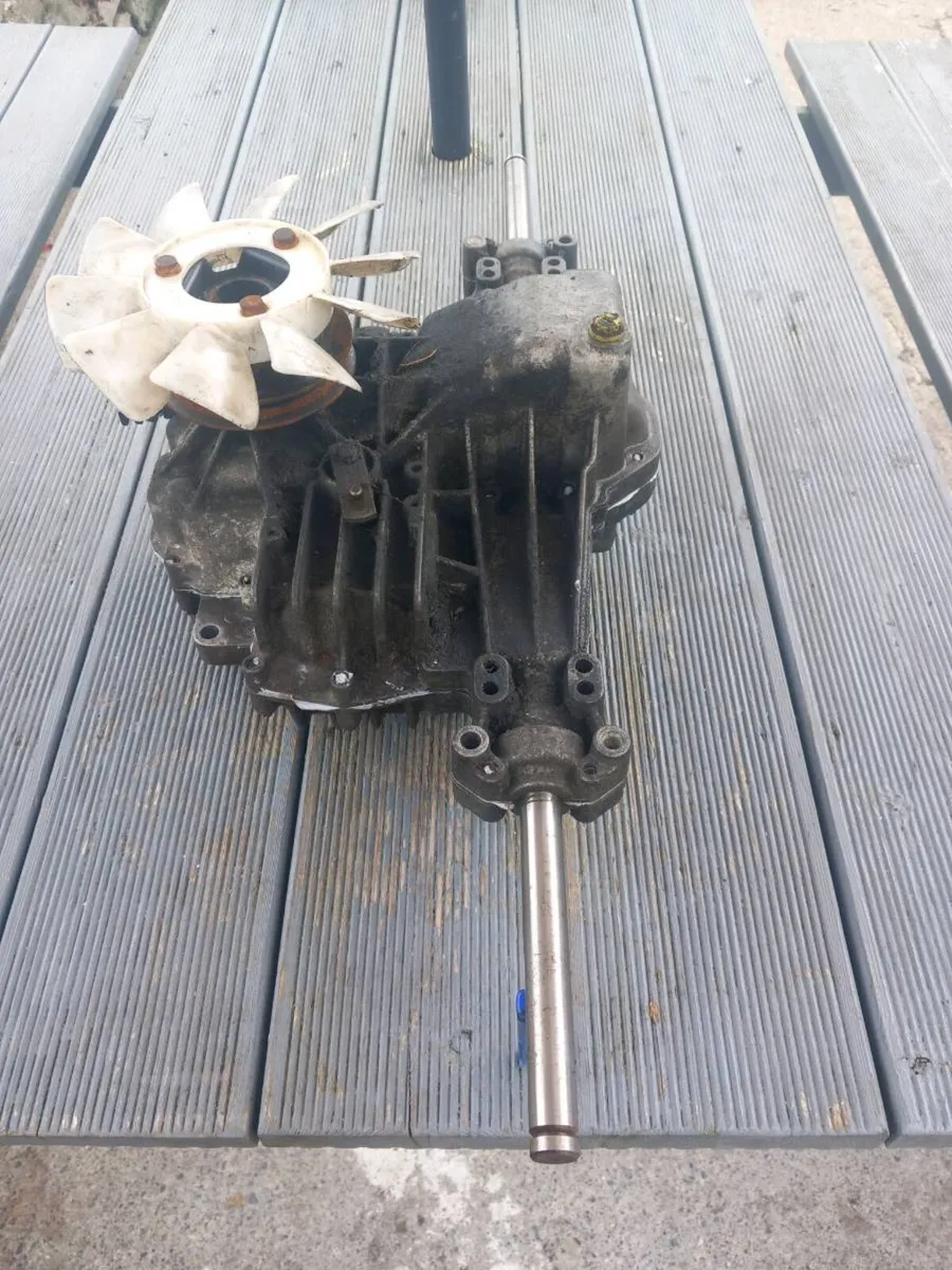 Hydro-gear hydrostatic transmission for sale - Image 2