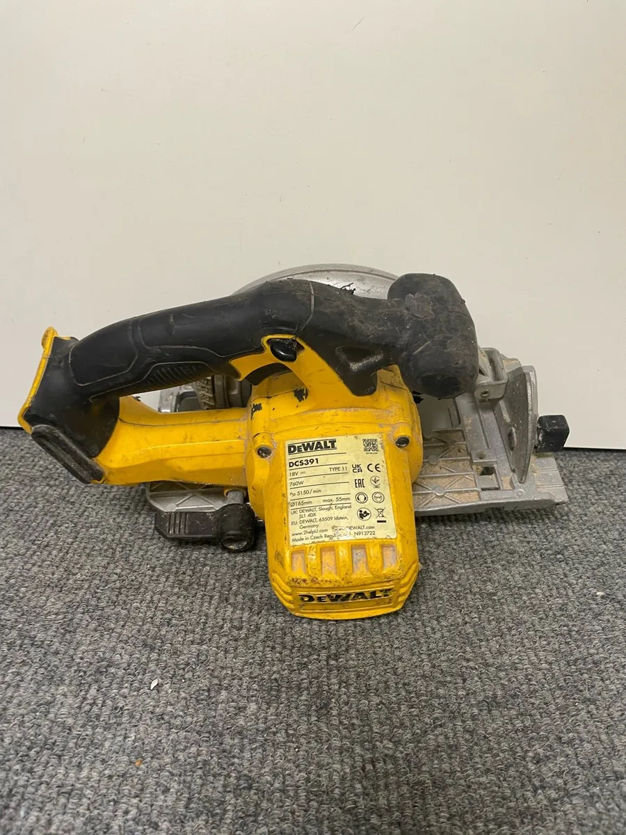 DeWalt XR 165Mm Circular Saw DCS391 Baretool - Image 2