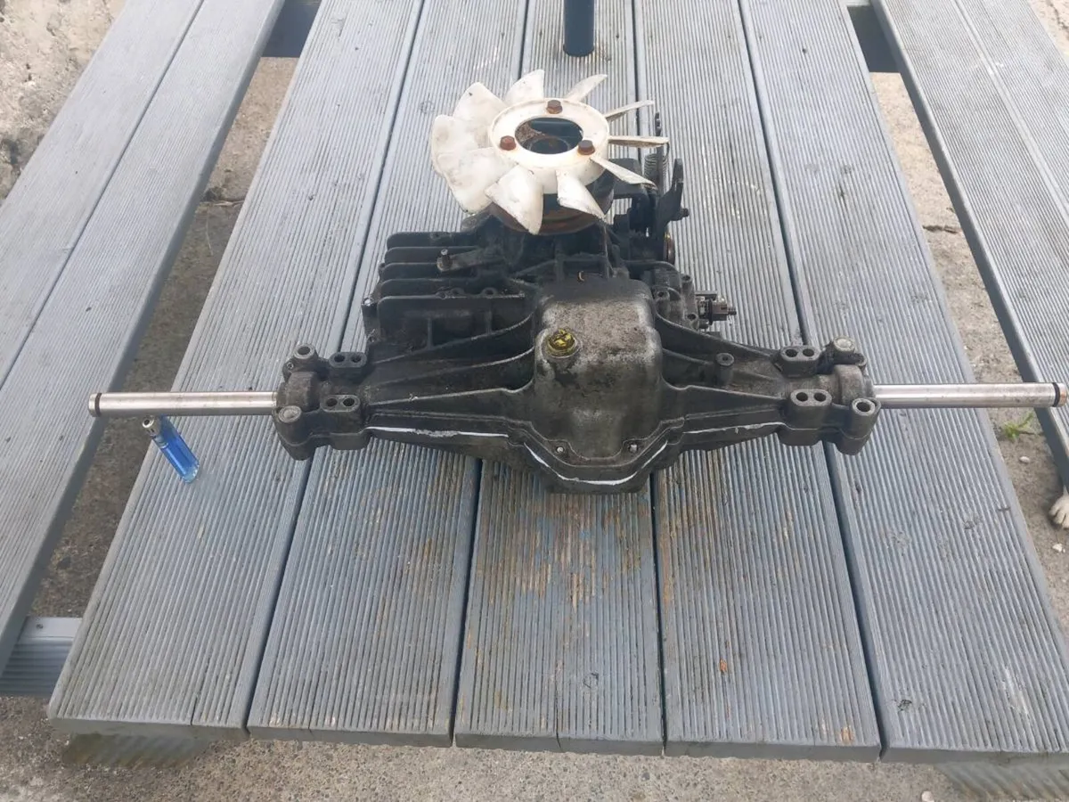 Hydro-gear hydrostatic transmission for sale - Image 3