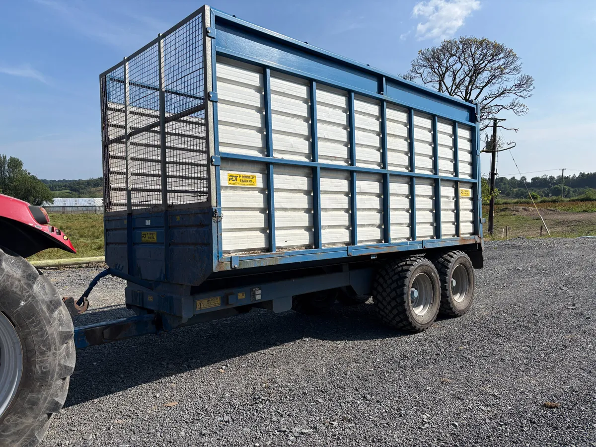 2019 Donnelly 18ft Silage Trailer - Image 1