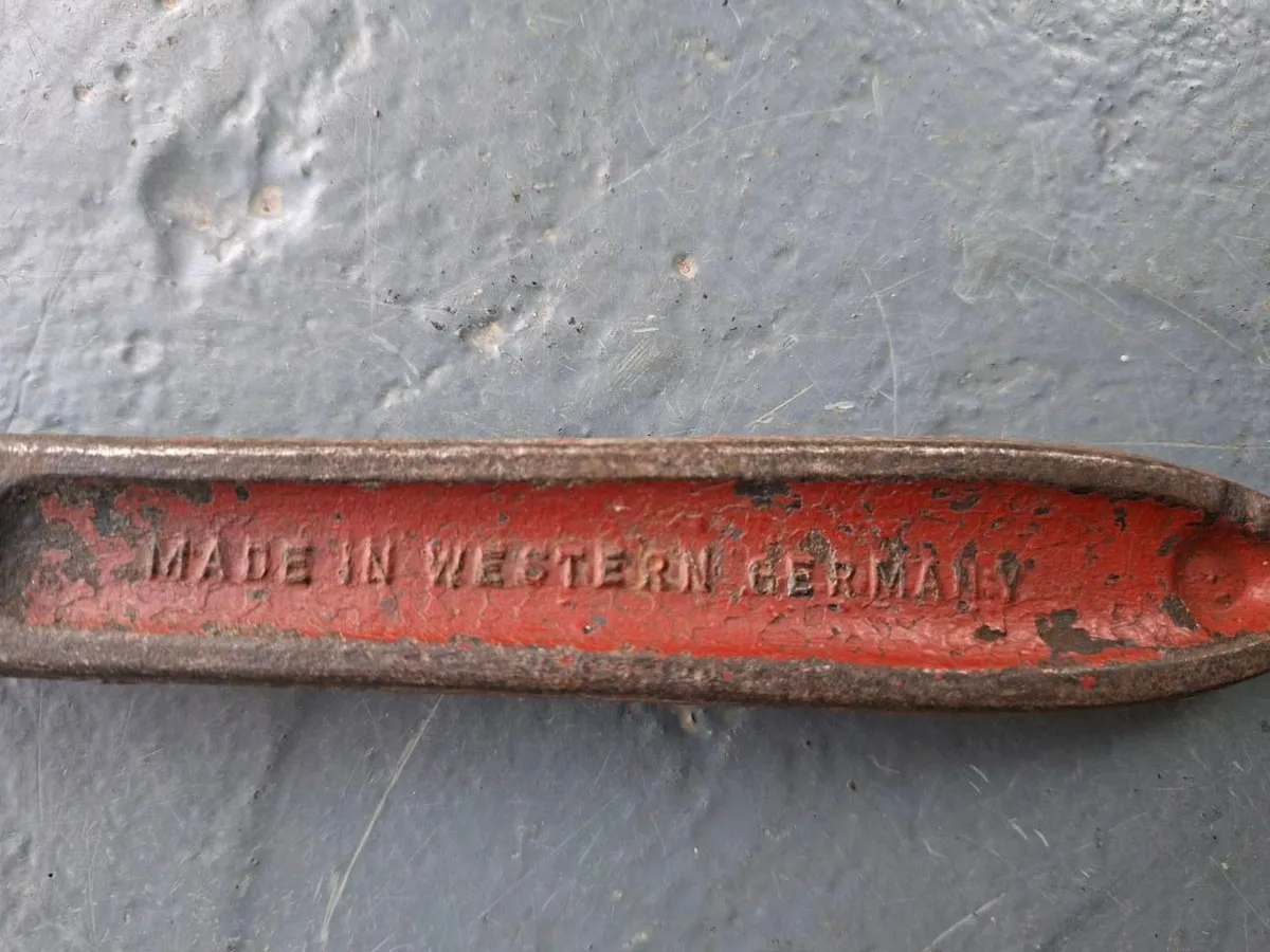 Adjustable Wrench - Image 2