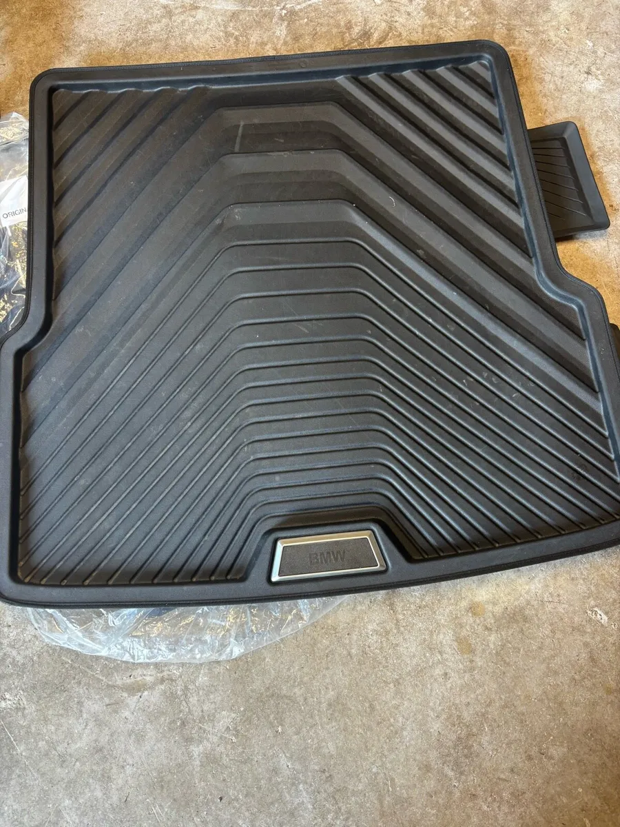 BMW 4 series/i4 grand coupe boot and floor mats - Image 2