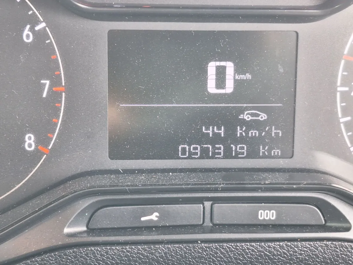 Opel Combo 2023 - Image 2
