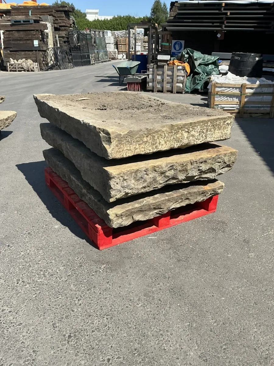 Reclaimed York Stone Heart Stones - Image 2