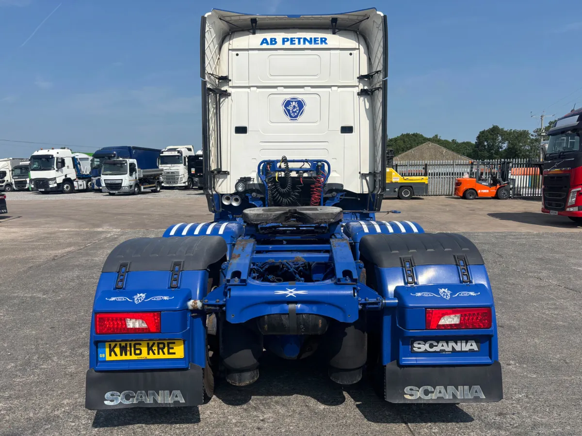 2016 Scania R450 Topline cab Midlift axle - Image 3