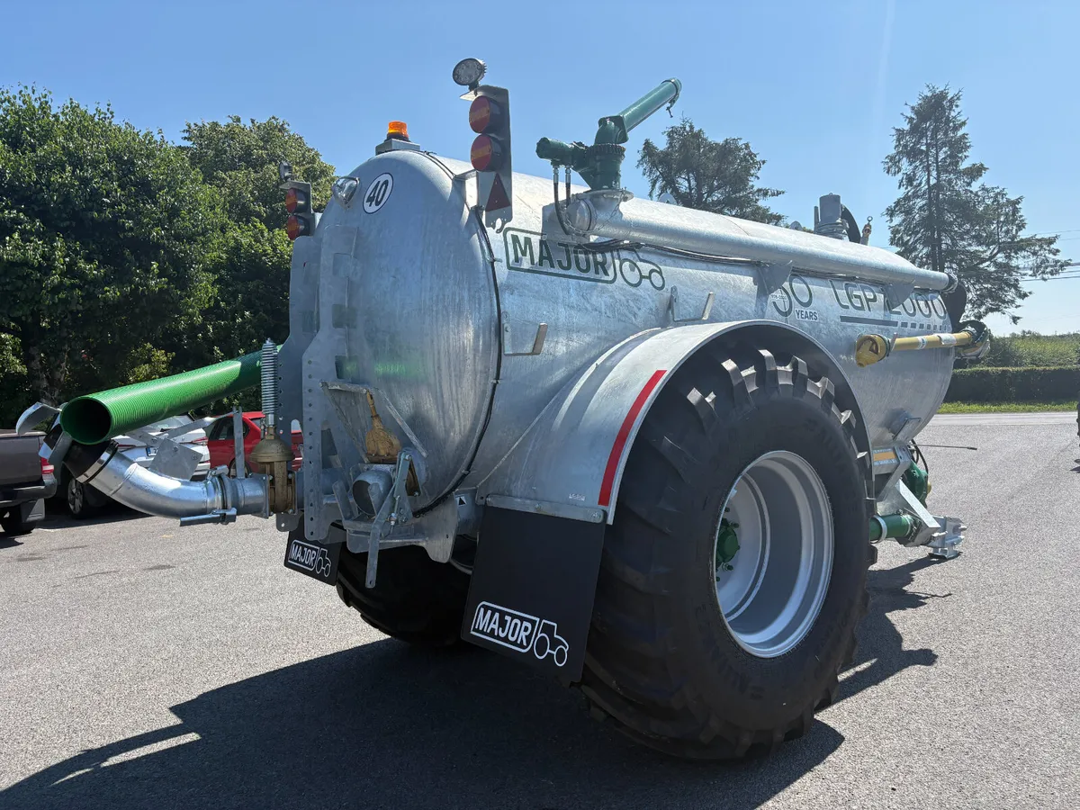 Major 2000g Pro Tank with Raingun - Image 4