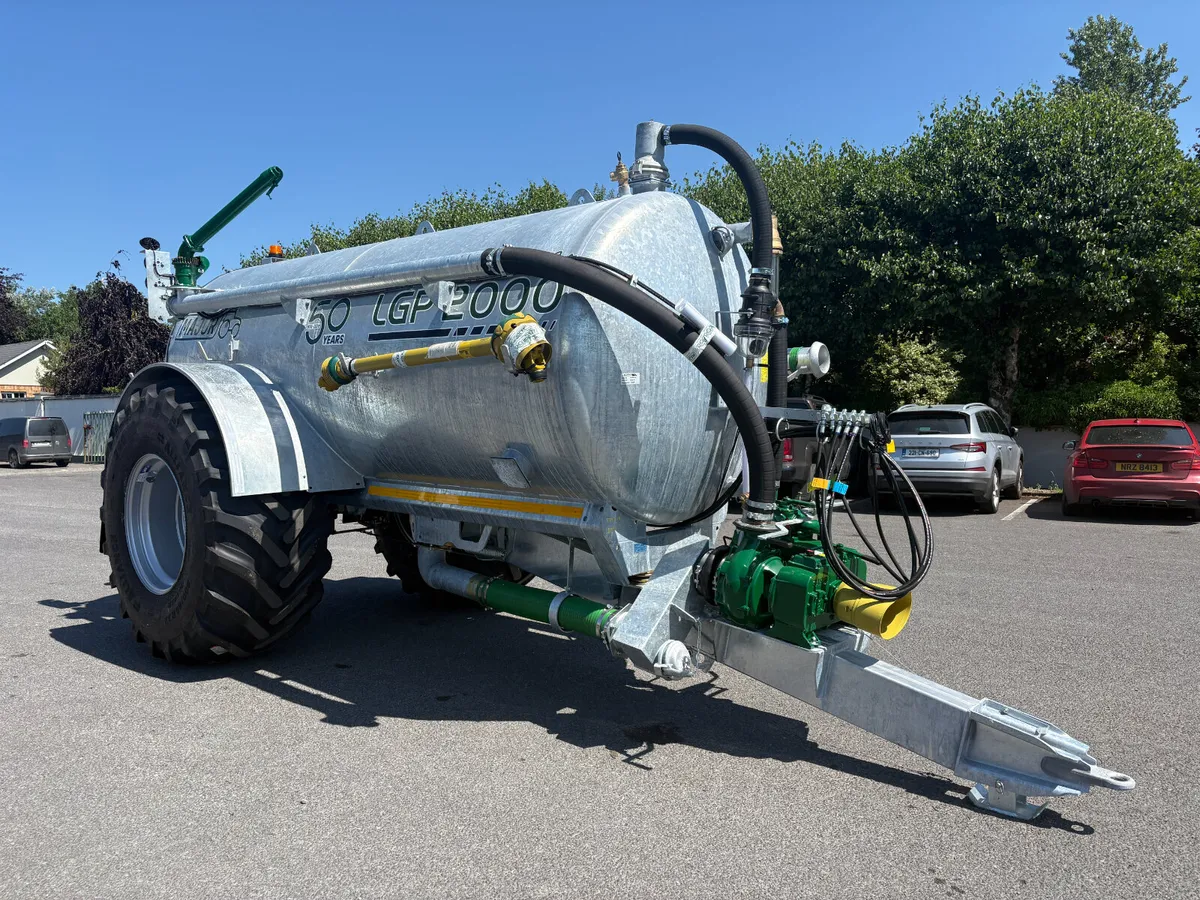Major 2000g Pro Tank with Raingun - Image 2