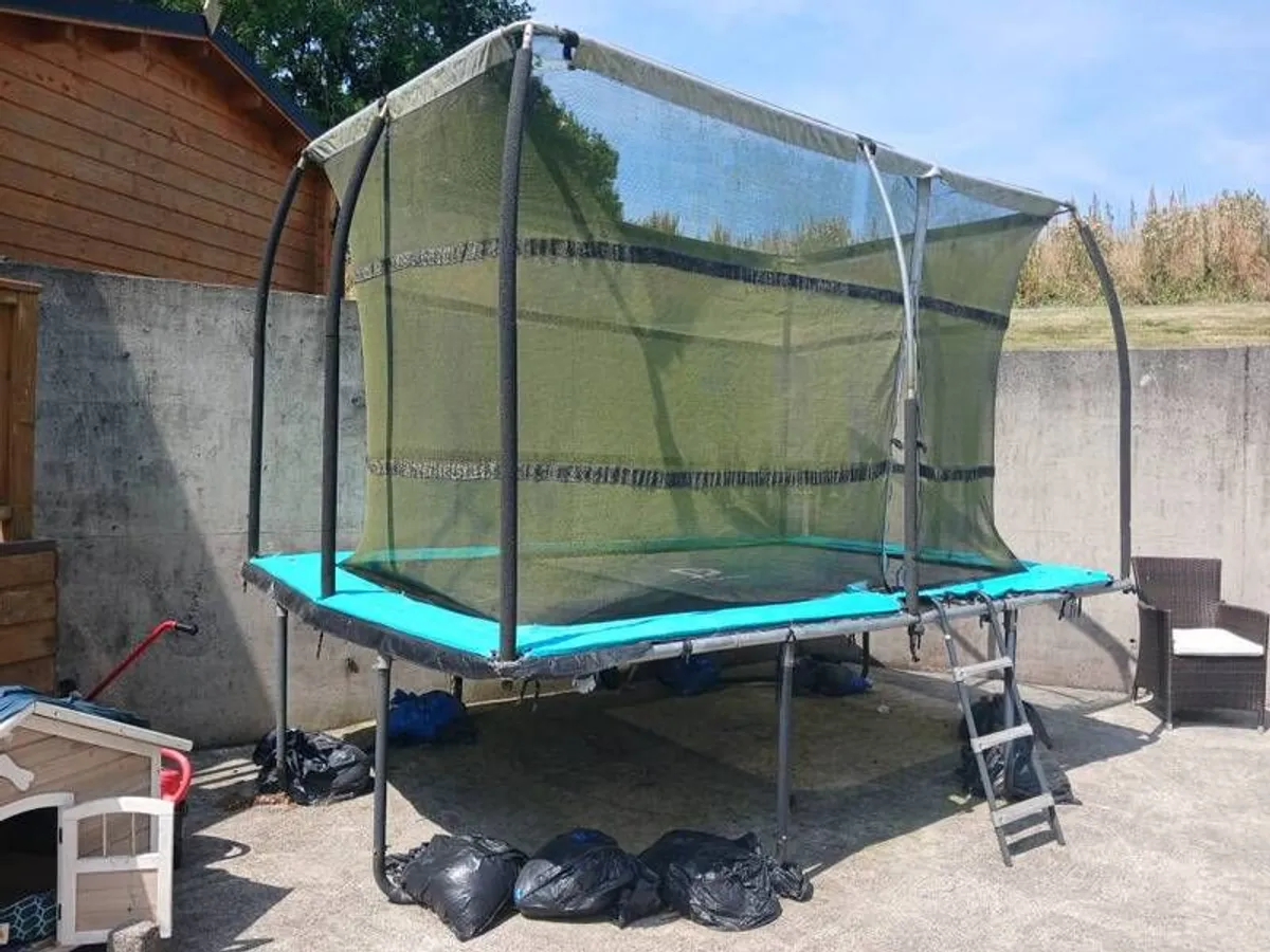 Trampoline - Image 2