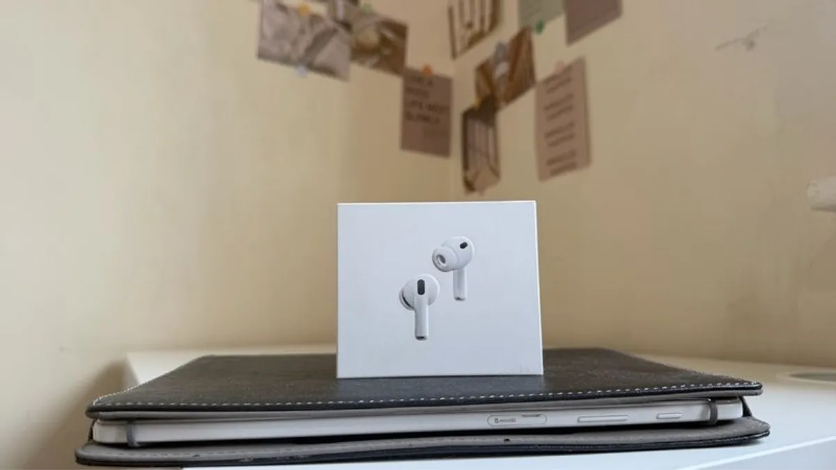Airpods pro 3  Airpods 3 pro - Image 2