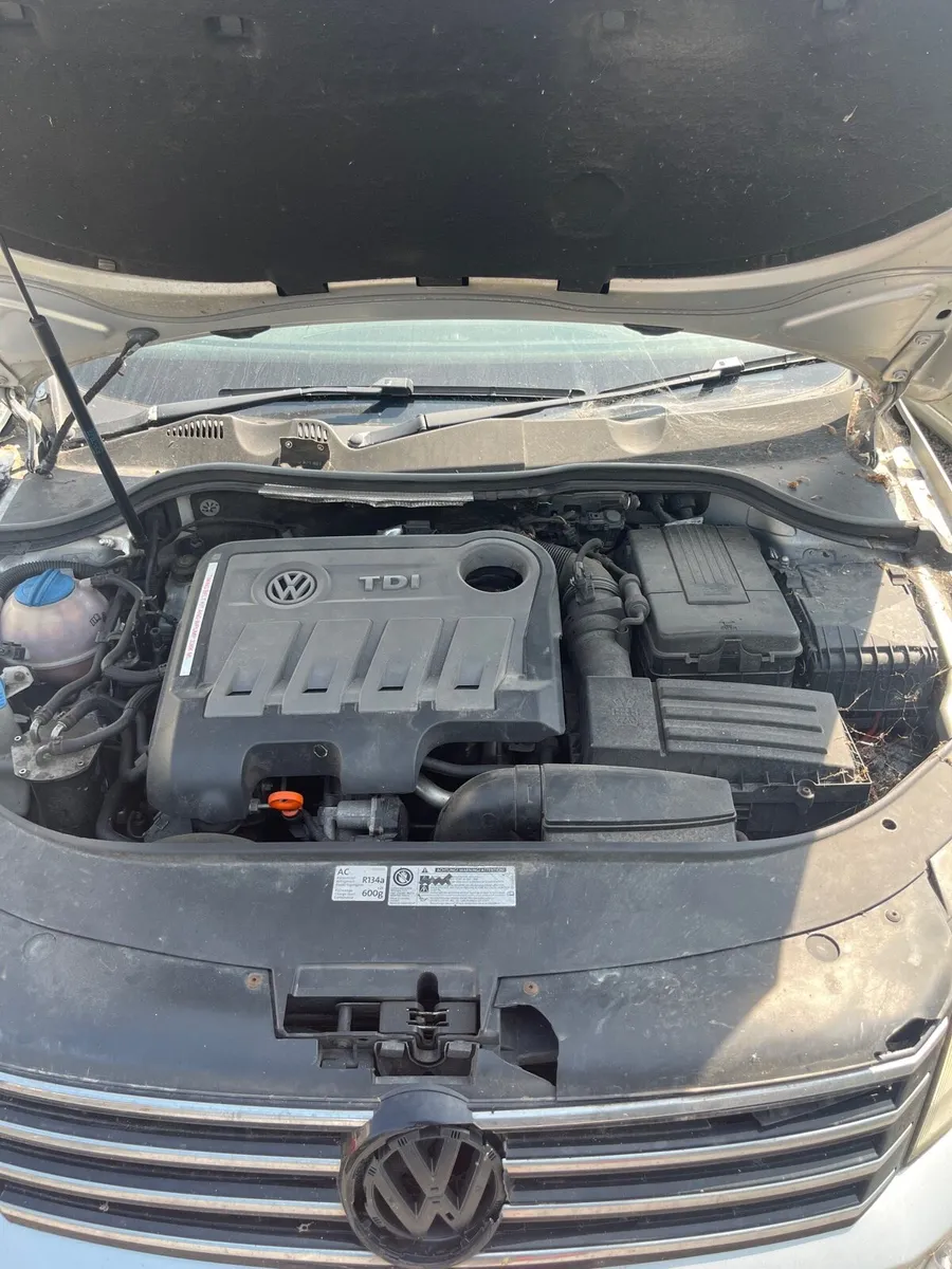 Passat Auris Ef civic parts - Image 2