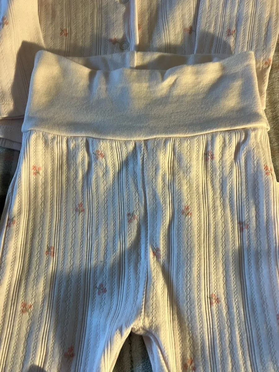 Girls new pj 9/12 mths €3 - Image 2