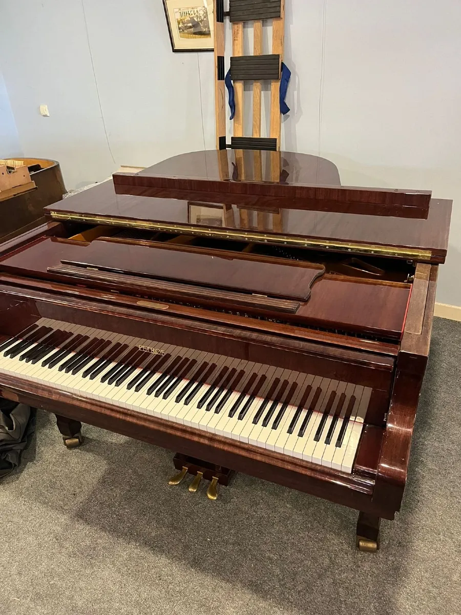 Piano, Petrof baby grand - Image 1