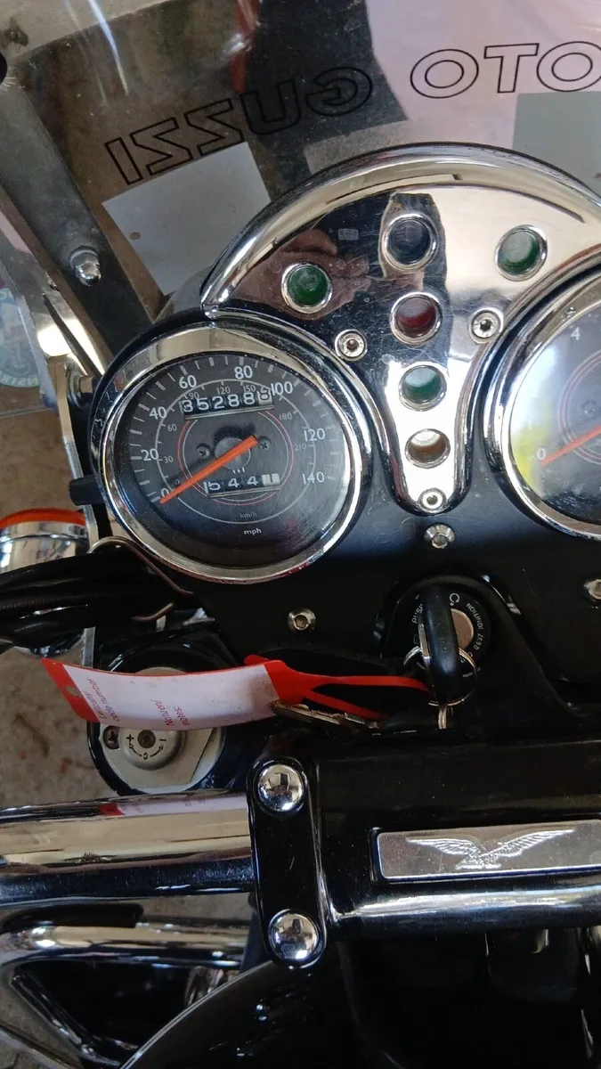 MOTO-GUZZI California vintage 2008 - Image 2