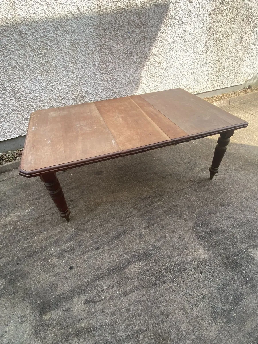 Antique mahogany rectangular extendable table - Image 2