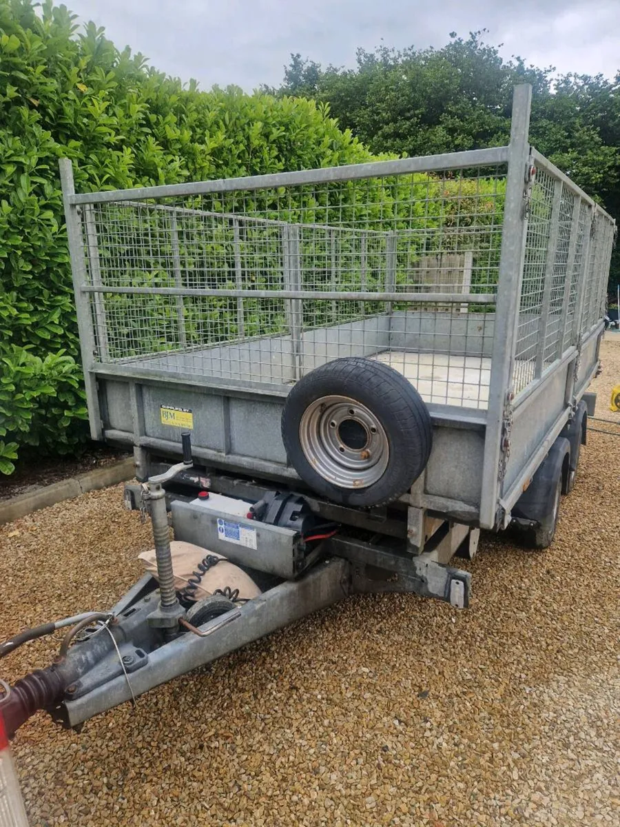 IFOR WILLIAM TIPPING BOX - Image 2