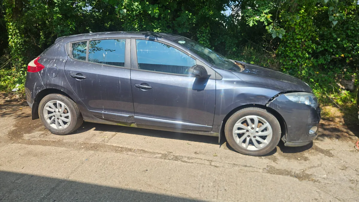 Renault Megane 2013 1.5d manual 200km - Image 2