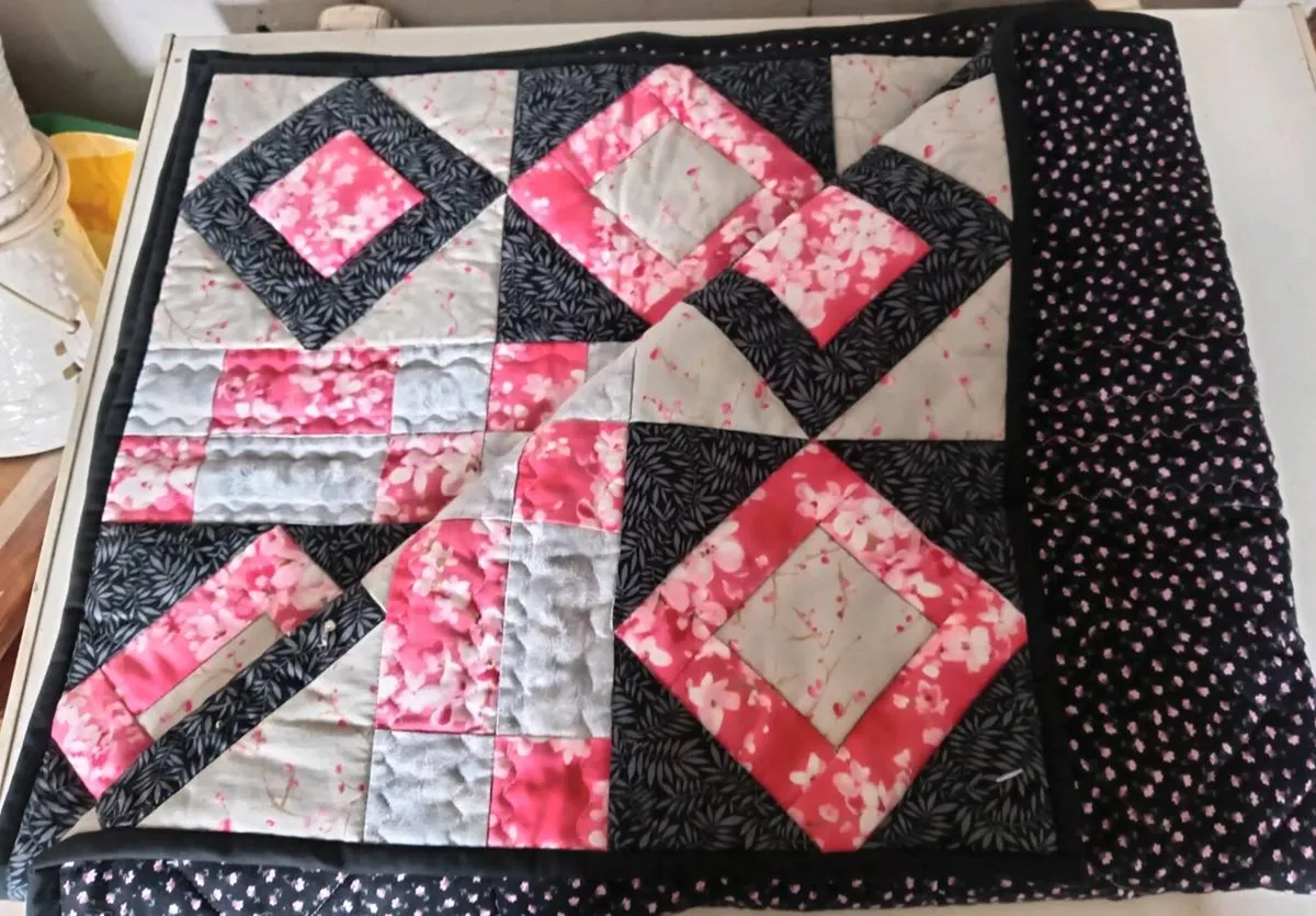 Lapsize? Handmade Quilt - Image 3