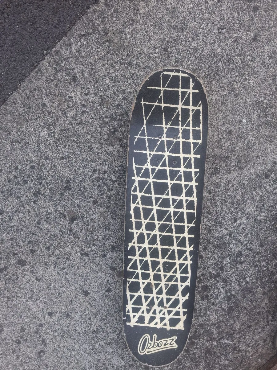 Skateboard - Image 1