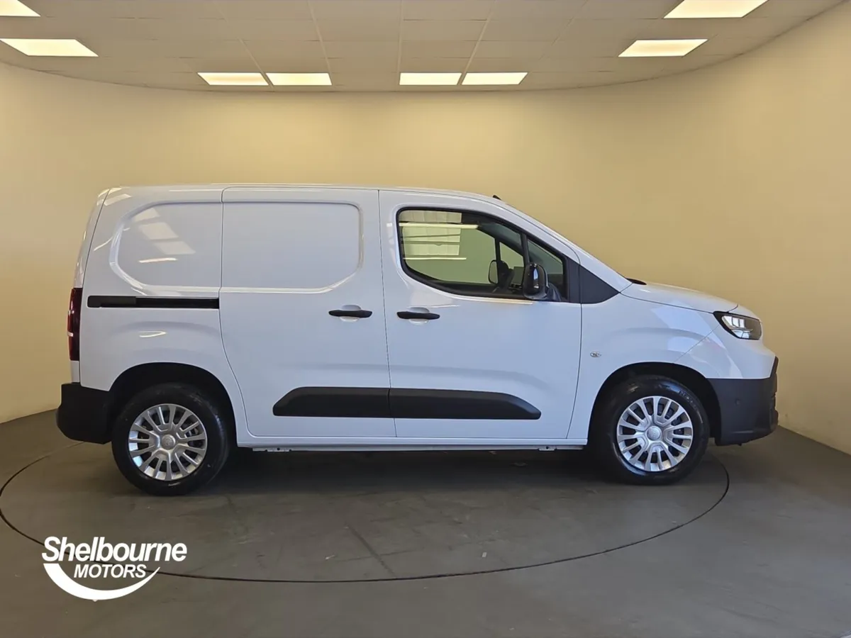 Toyota Proace City L1 Diesel Icon - Image 3