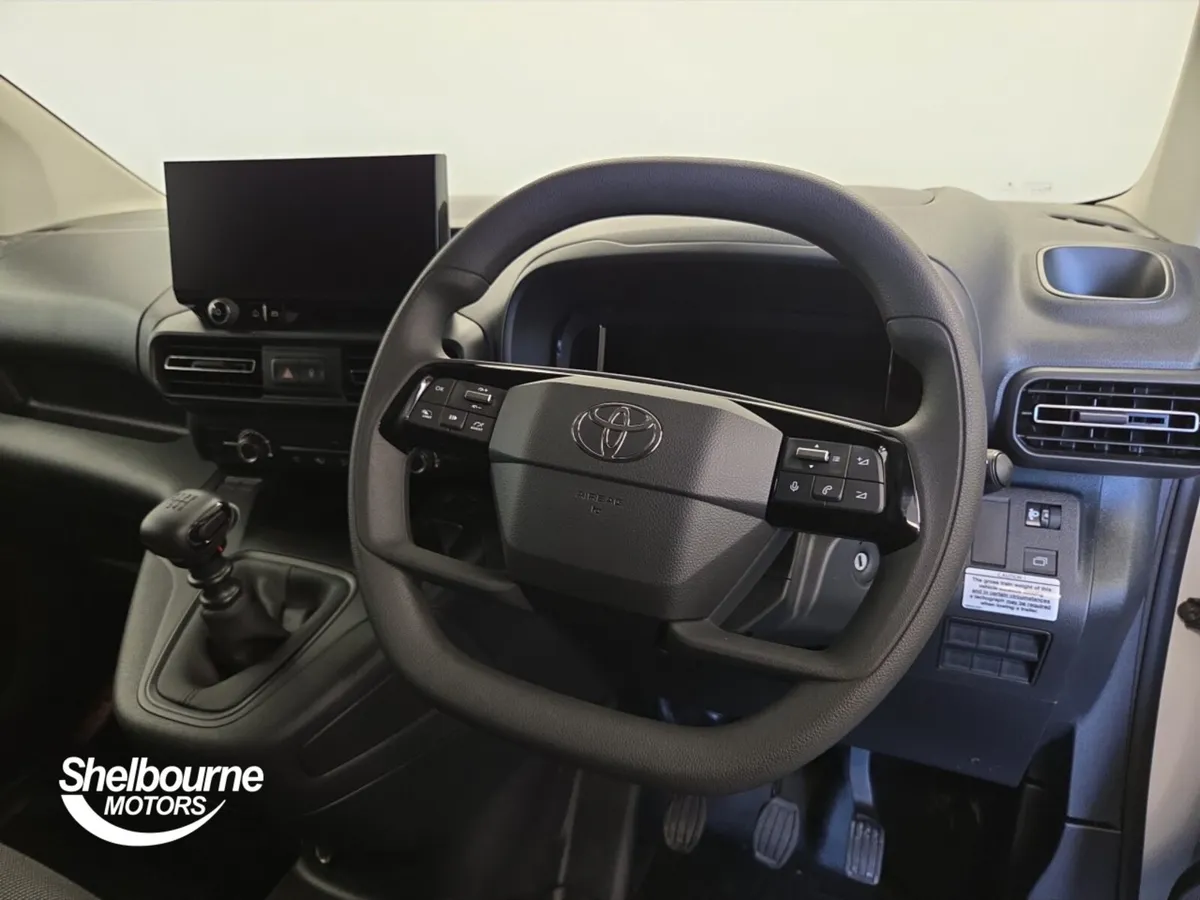 Toyota Proace City L1 Diesel Icon - Image 4