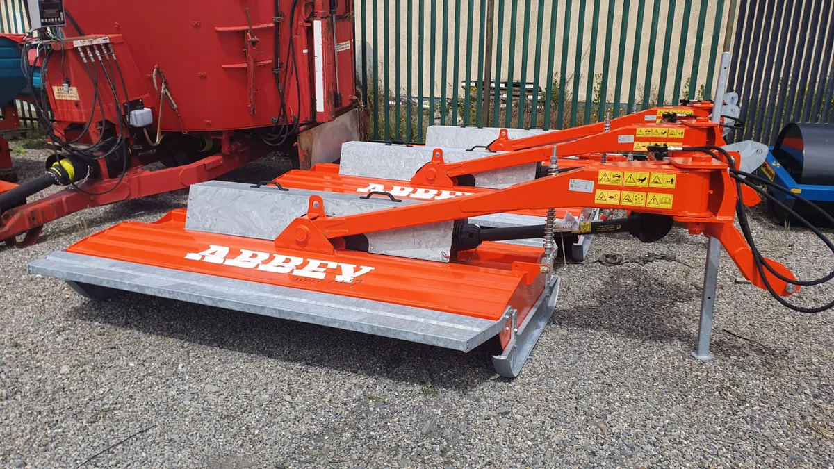 Abbey Mounted & Trailed Toppers In Stock - Image 3