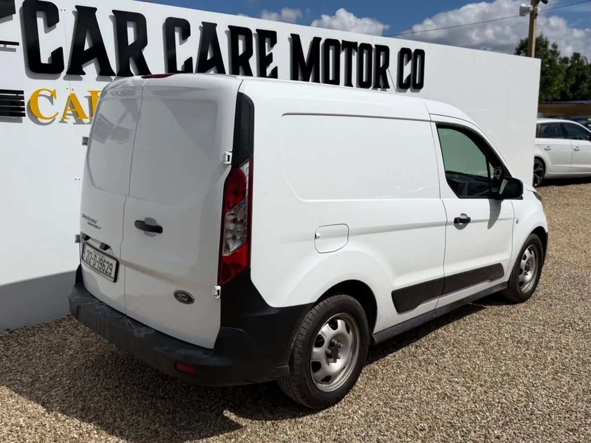 Ford Transit Connect Base 1.5 75PS M6 FWD 3DR - Image 4