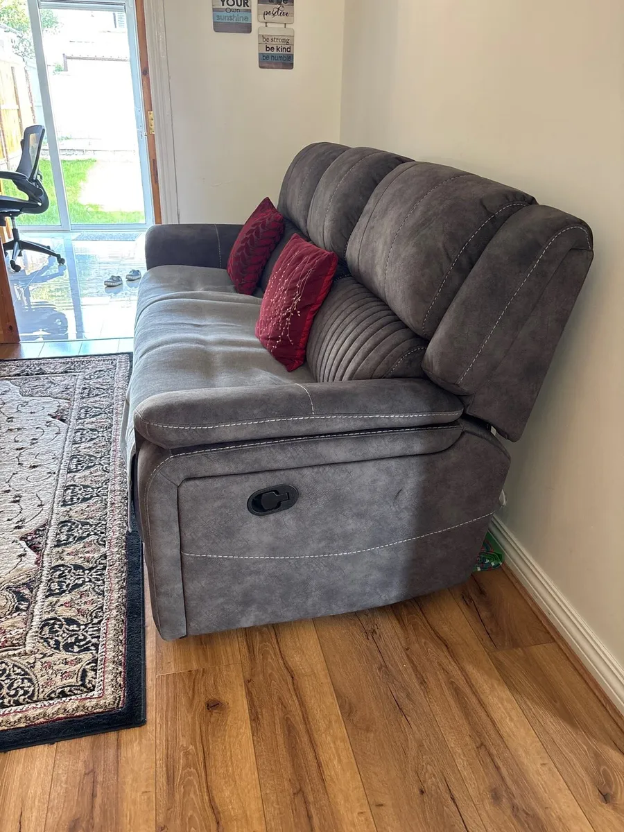 Sofa Set - Image 2