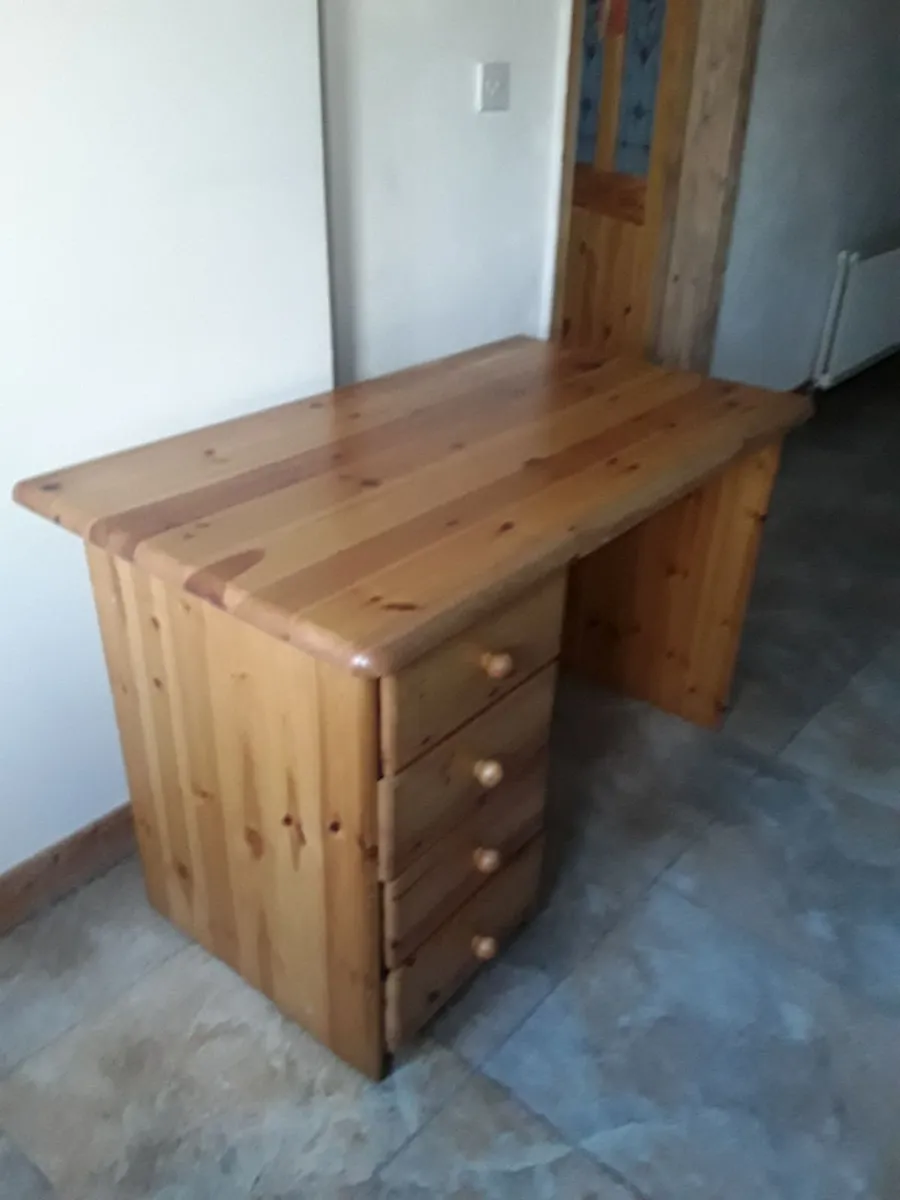 Extremely heavy solid pine writing desk - Image 1