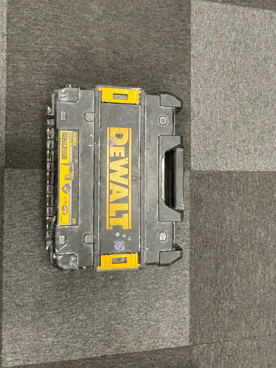 De Walt Drill & Hard Case DCH 033 - Image 4